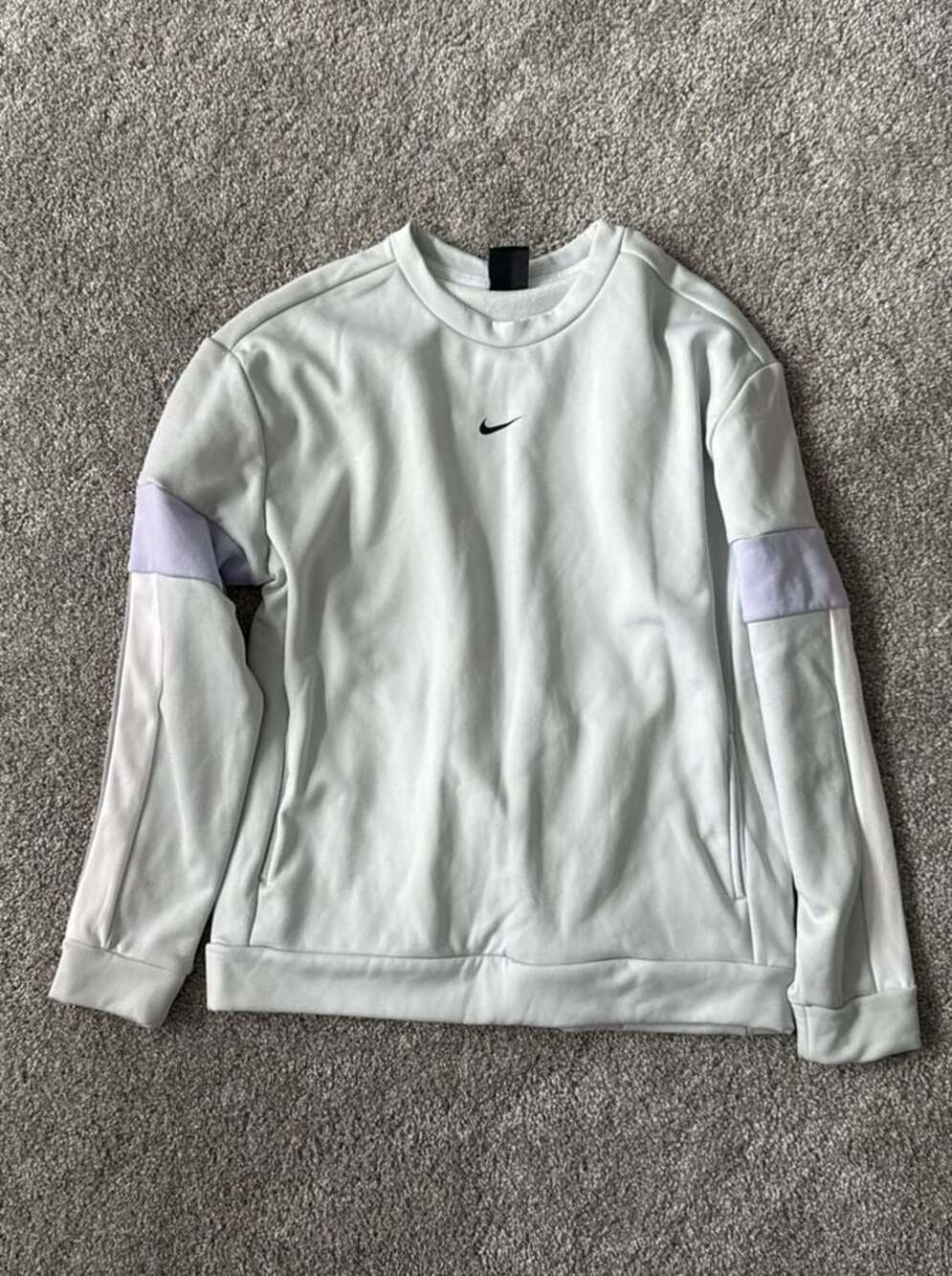 Nike Size XS Women's Sportswear Logo Crew Neck Side Pockets Sweatshirt